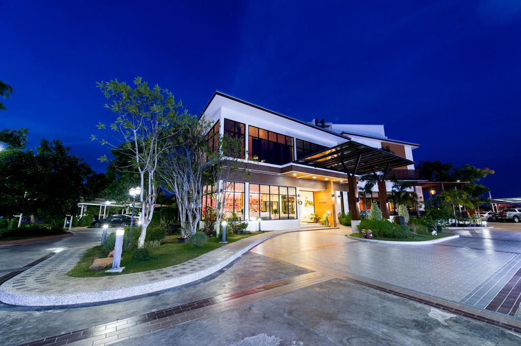 Mamaison Hotel Buri Ram Zewnętrze zdjęcie