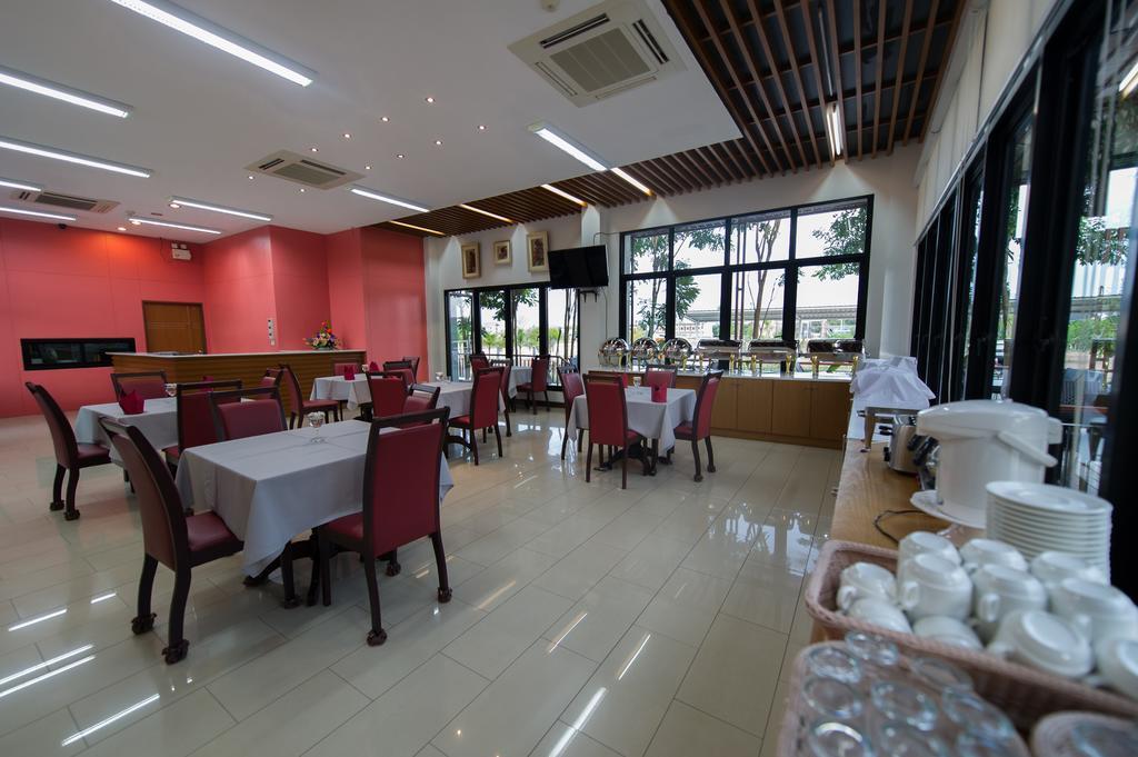 Mamaison Hotel Buri Ram Zewnętrze zdjęcie
