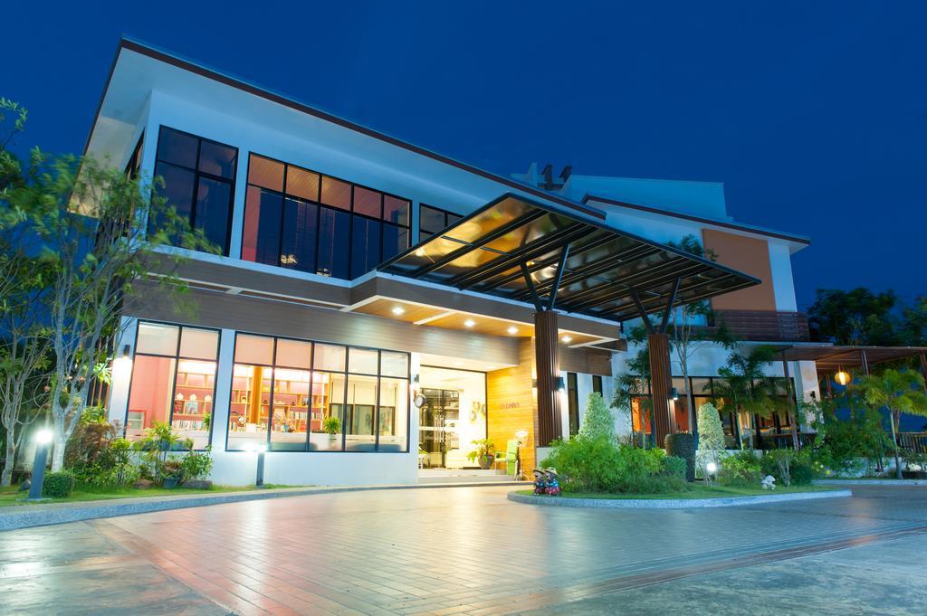 Mamaison Hotel Buri Ram Zewnętrze zdjęcie